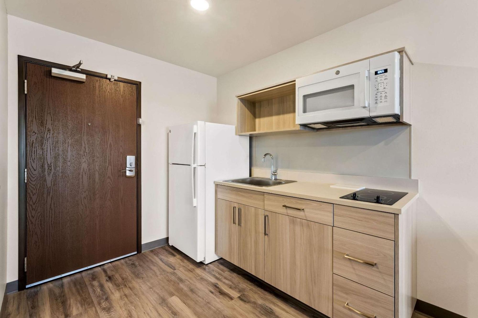 Woodspring Suites Easton Nazareth Екстер'єр фото