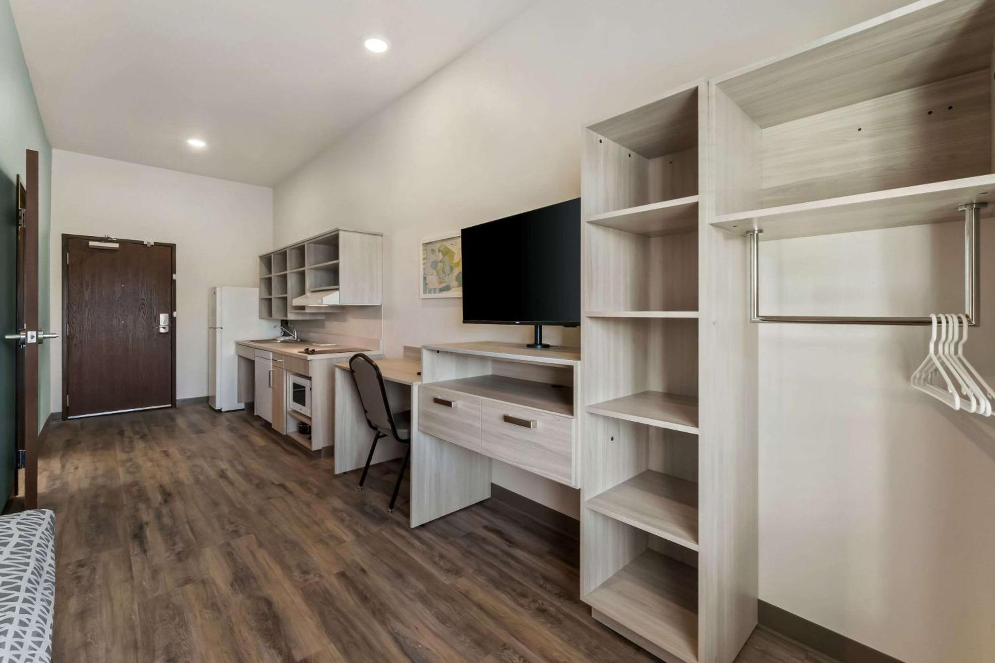 Woodspring Suites Easton Nazareth Екстер'єр фото
